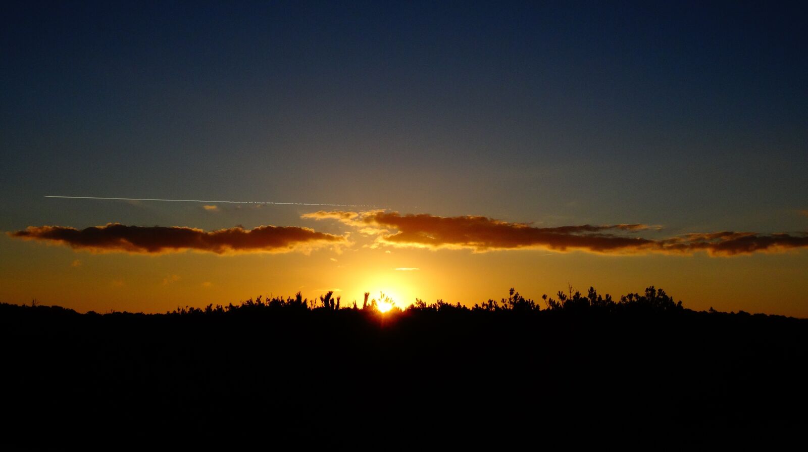 Sony Cyber-shot DSC-HX50V sample photo. Sunset, sky, sun photography