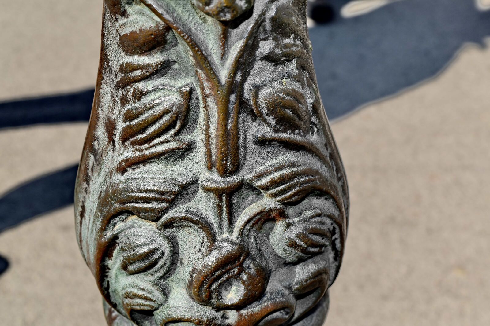 Nikon D5500 sample photo. Bronze, carving, cast iron photography