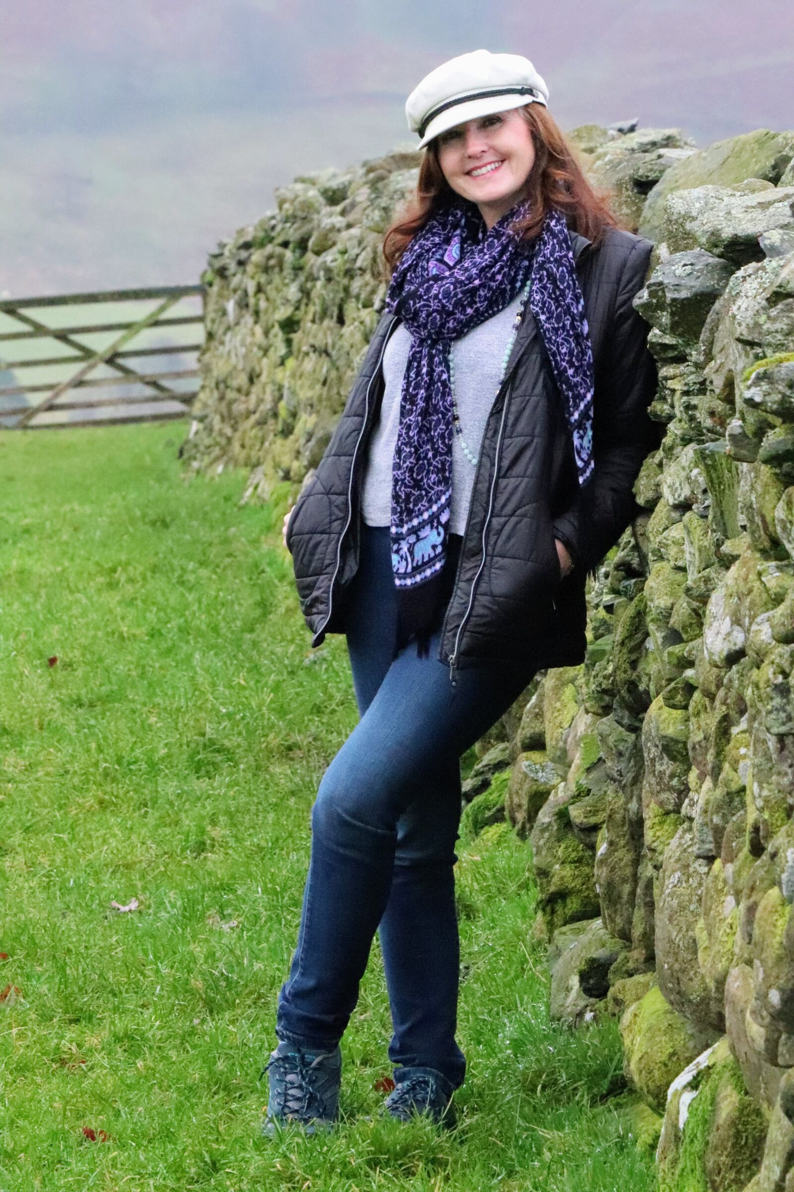 Canon EOS 200D (EOS Rebel SL2 / EOS Kiss X9) sample photo. Beautiful woman, outdoors, fashion photography