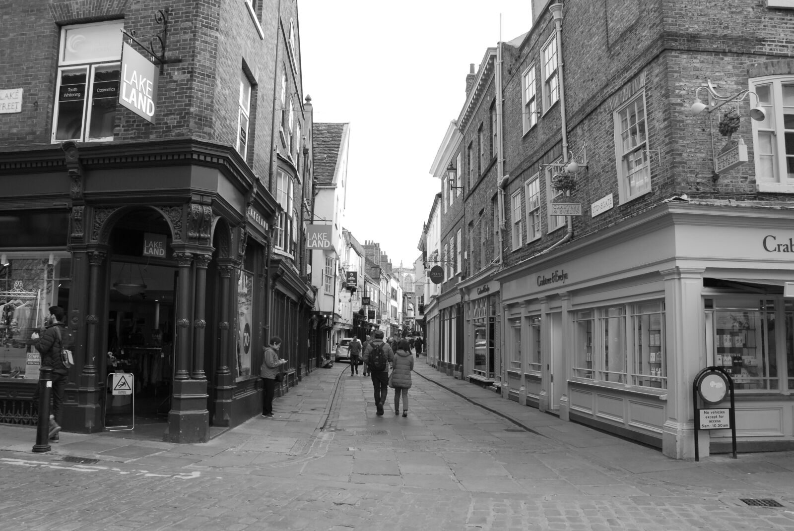 Nikon D200 sample photo. Uk, street, apartment photography