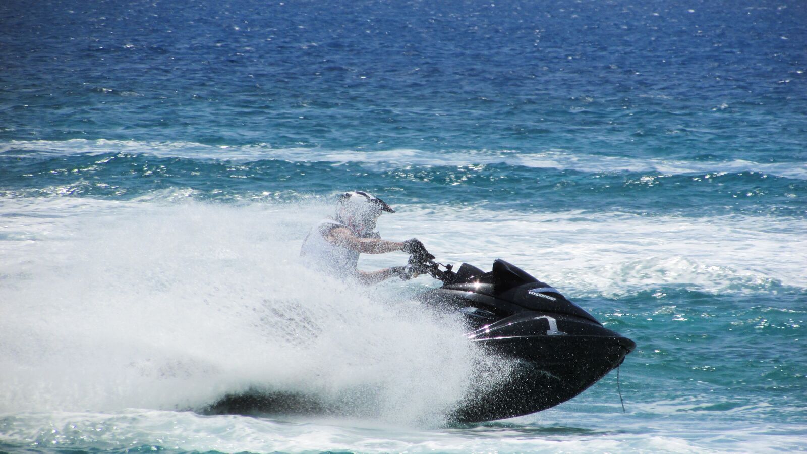 Canon PowerShot SX400 IS sample photo. Jet ski, sport, water photography