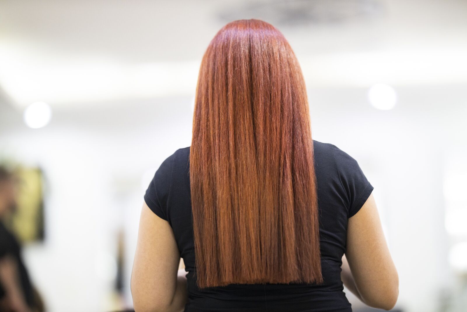 Canon RF 85mm F1.2L USM sample photo. Hairdresser, maintenance, hair photography
