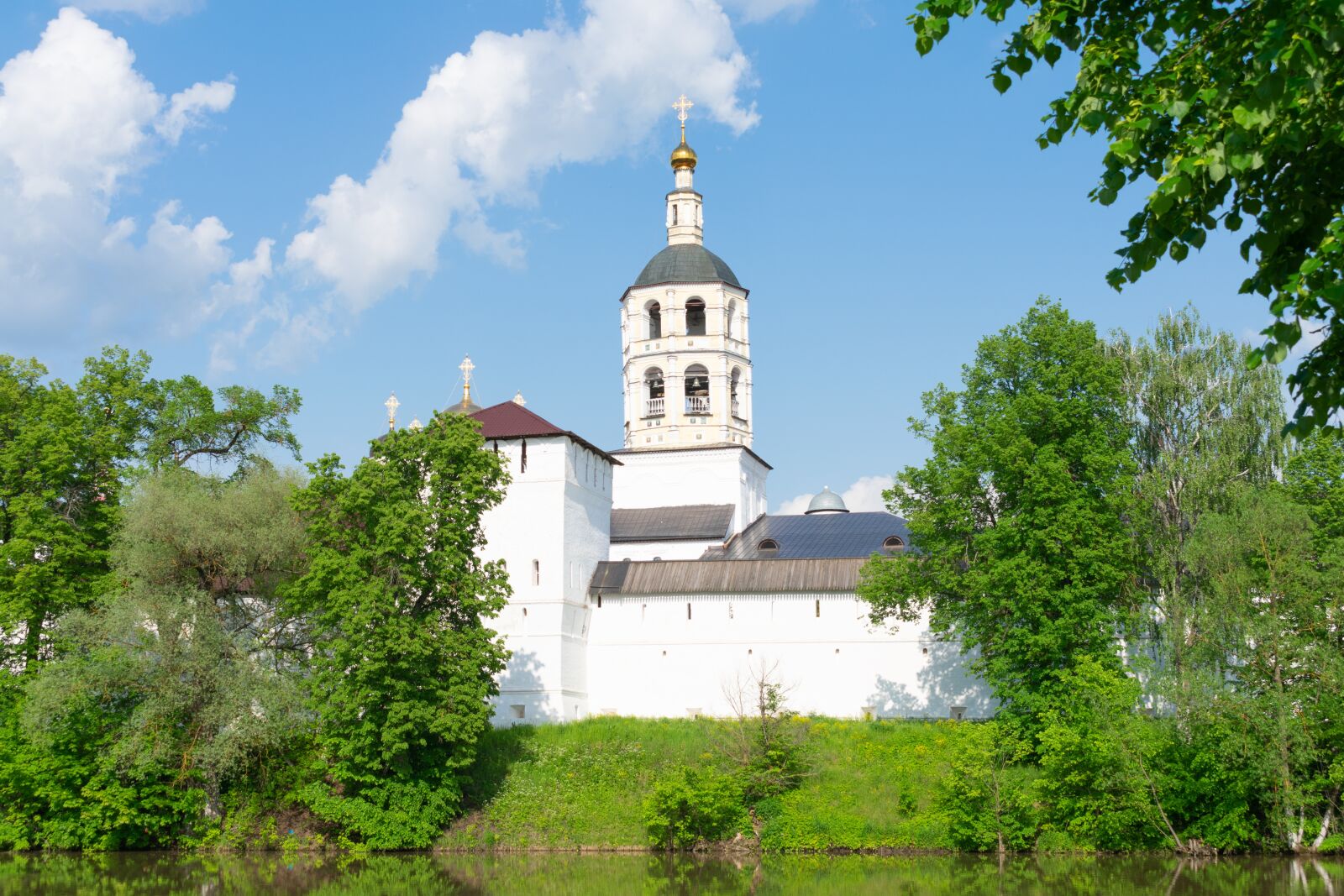 Nikon D3400 sample photo. Church, park, landscape photography