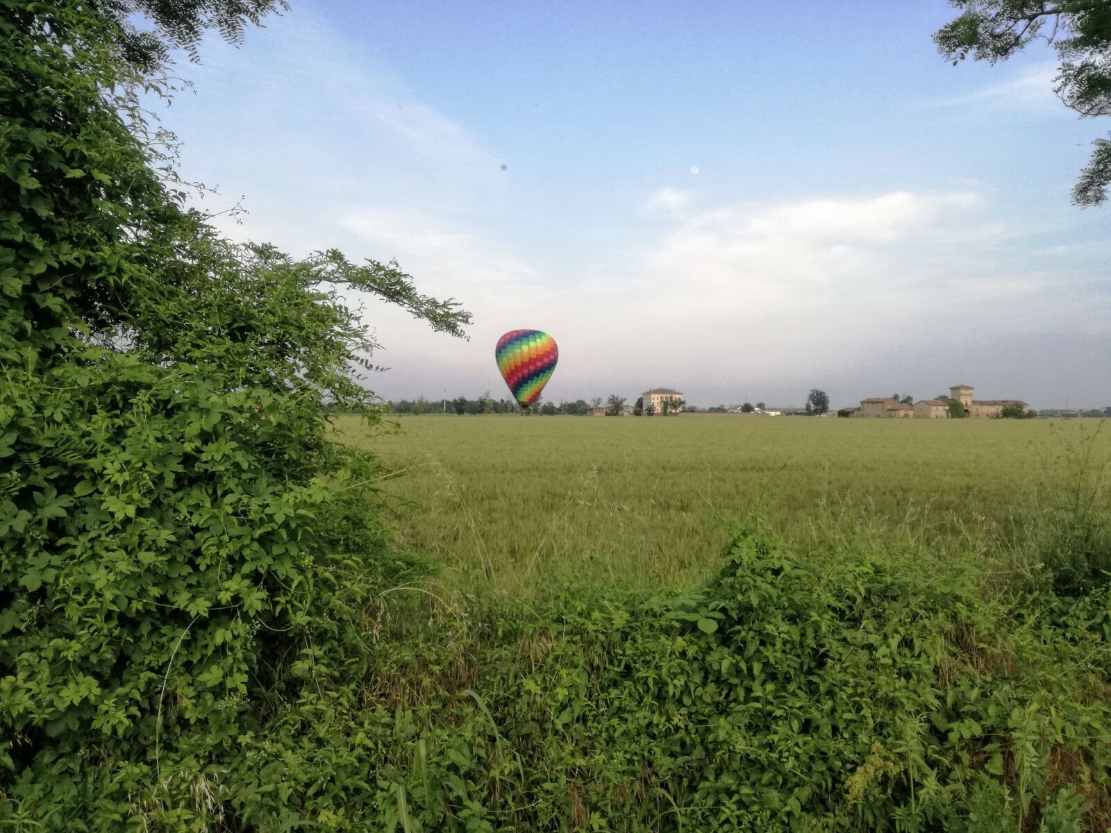 HUAWEI P9 LITE sample photo. Hot-air ballooning, campaign, landscape photography