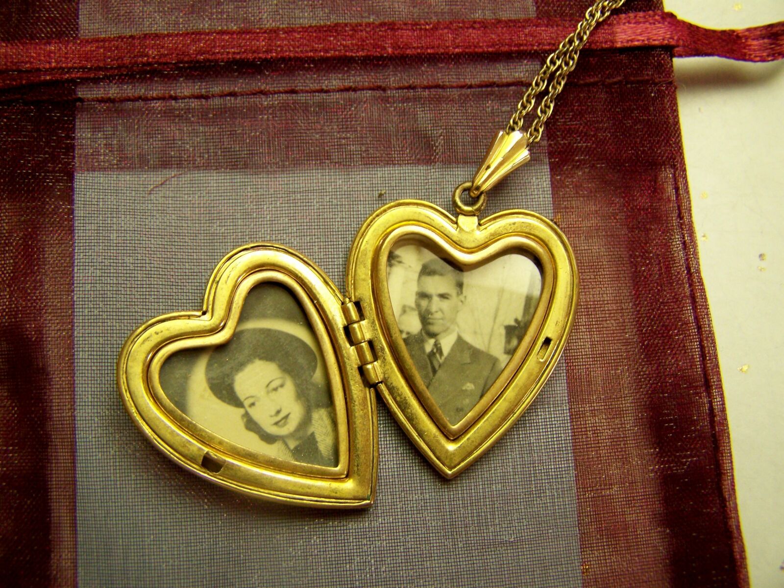 Kodak EASYSHARE Z710 ZOOM DIGITAL CAMERA sample photo. 1940s, locket, love, nostalia photography