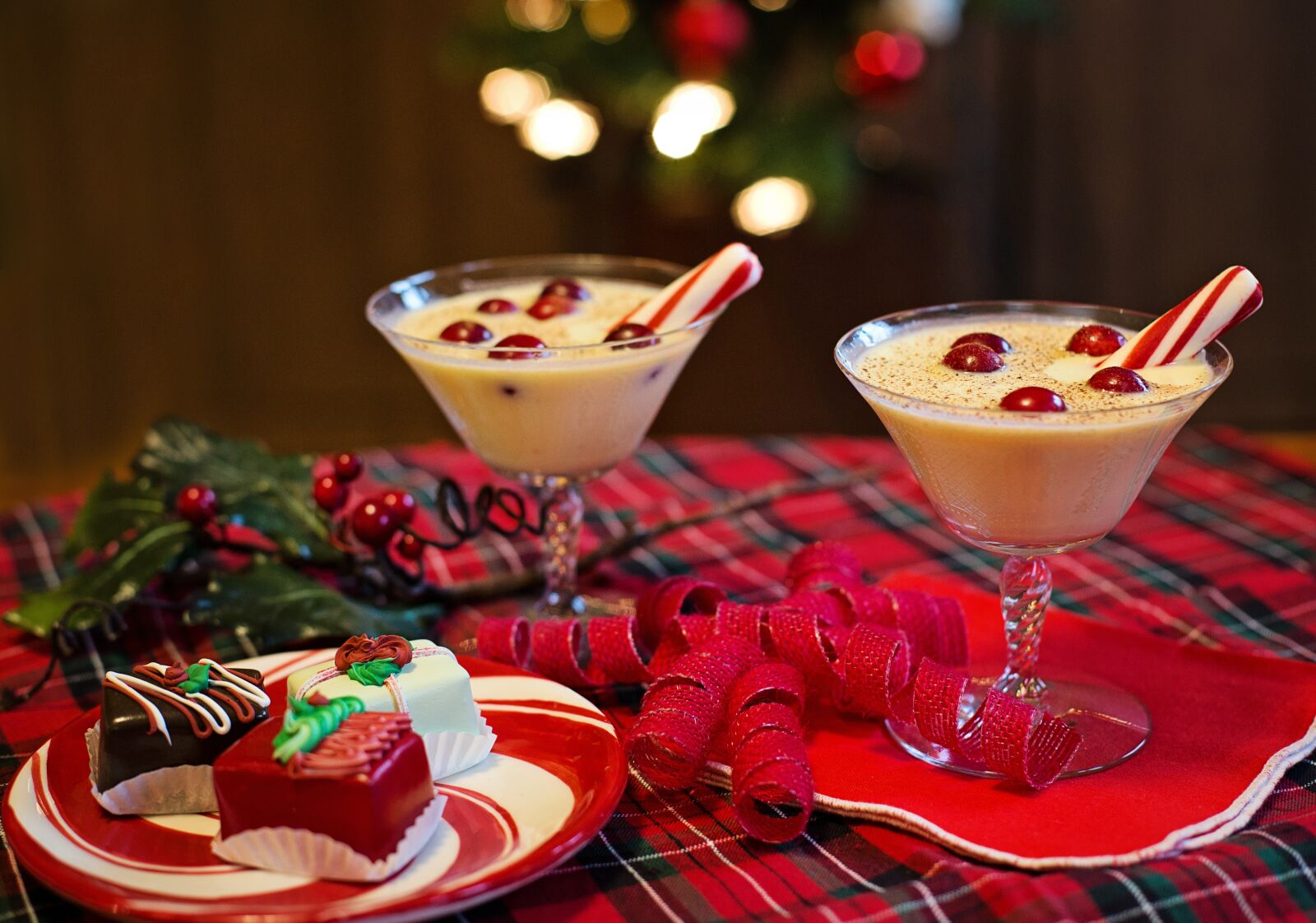 Canon EF 50mm F1.4 USM sample photo. Egg nog, eggnog, nog photography