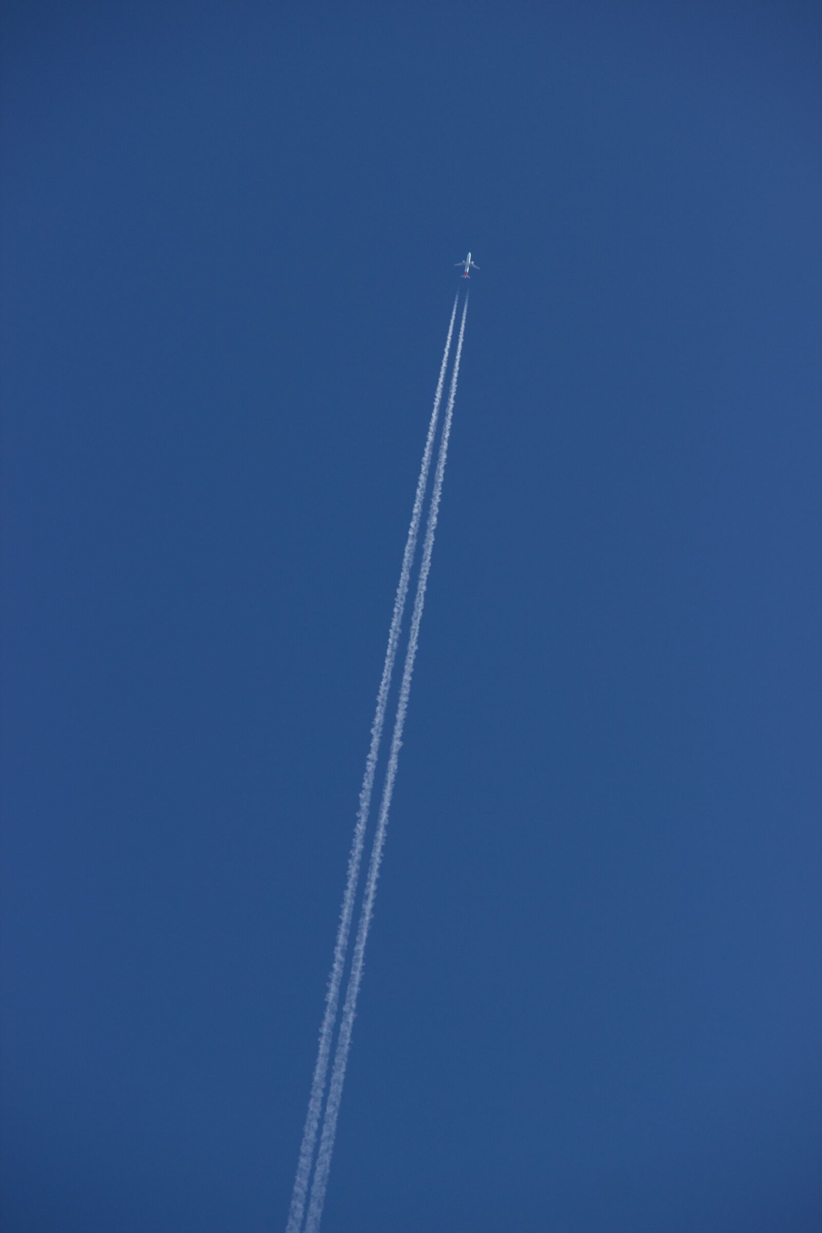 Canon EOS 600D (Rebel EOS T3i / EOS Kiss X5) sample photo. Aircraft, flying, sky photography