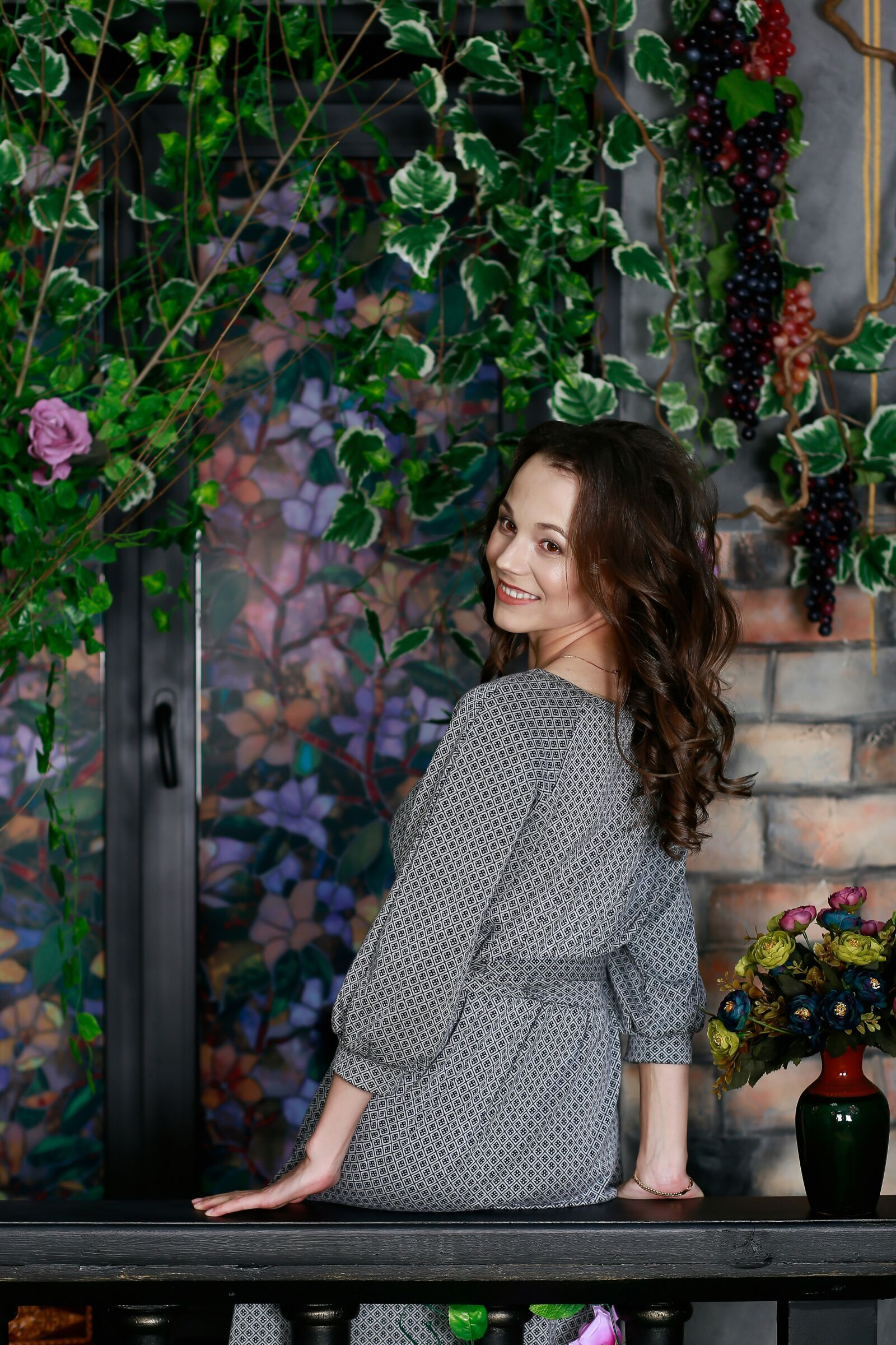 Canon EOS 6D sample photo. Girl, spin, hair photography