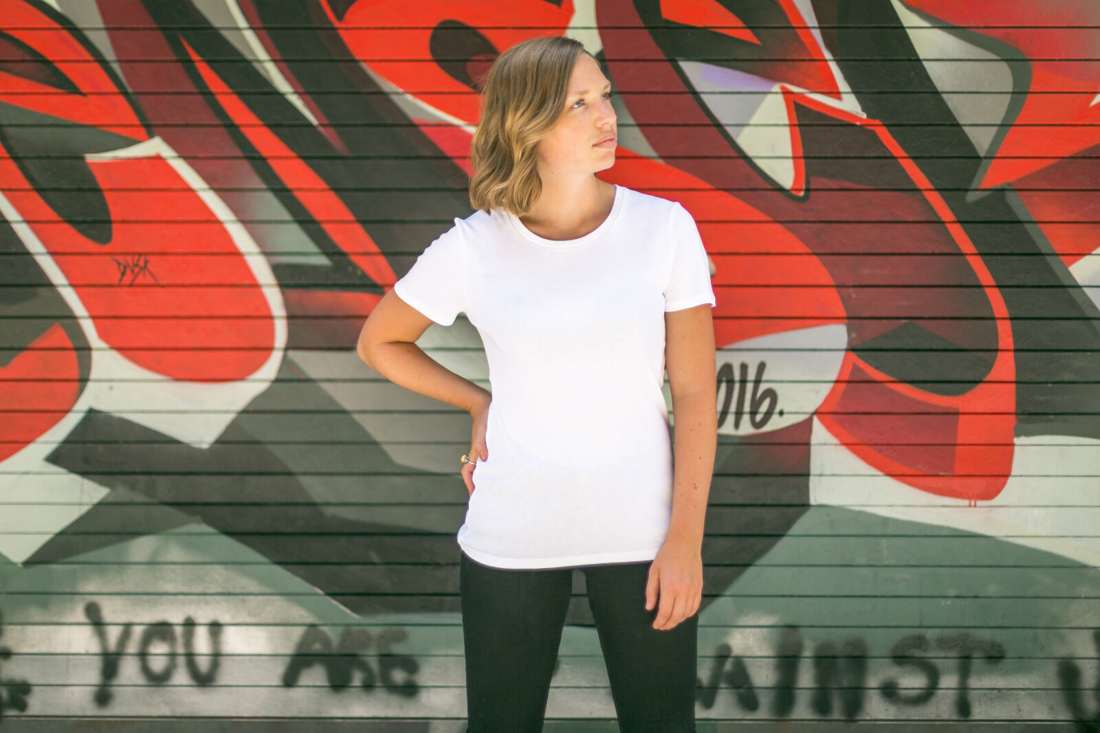 Canon EF 50mm F1.4 USM sample photo. Blank, t, shirt, graffiti photography