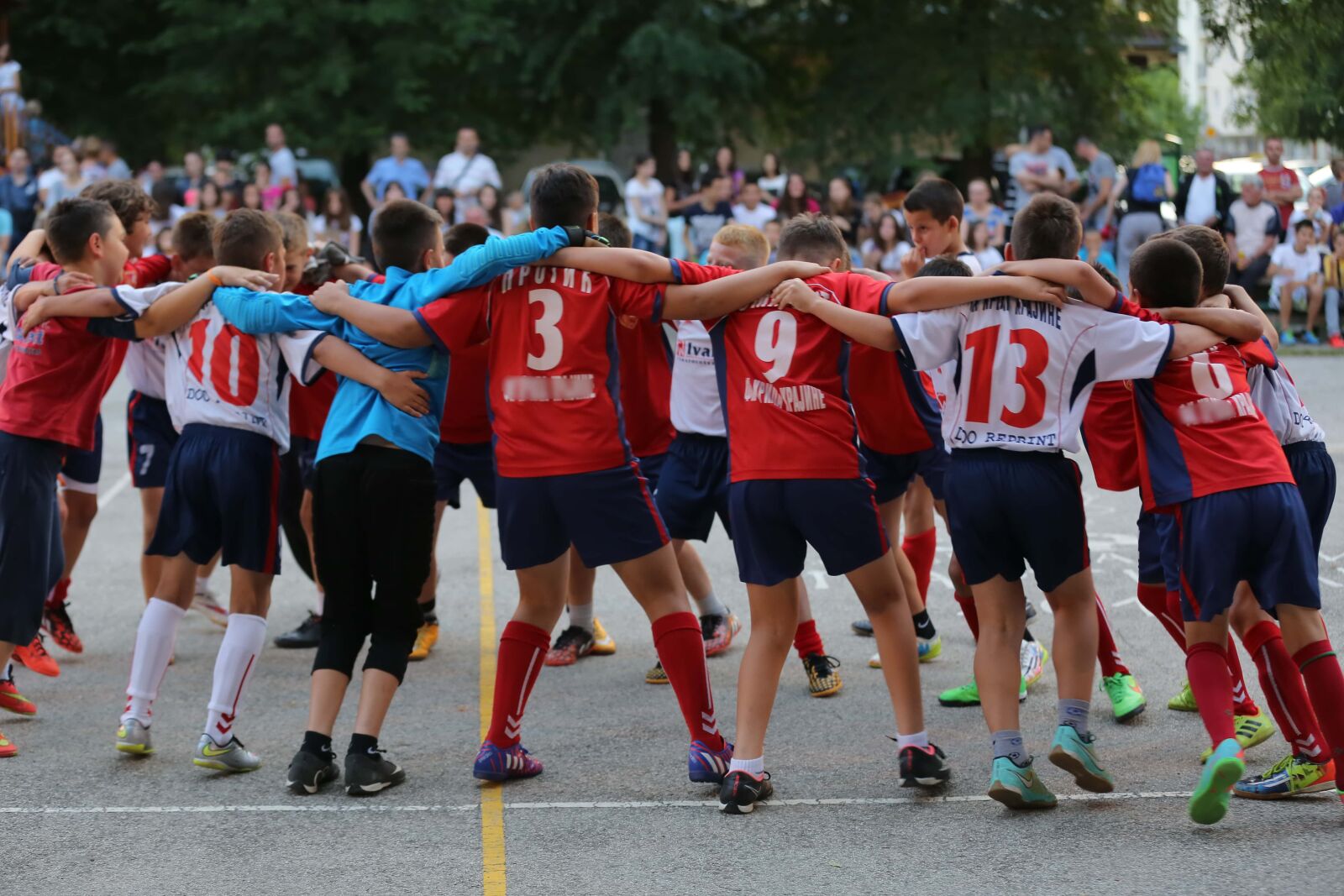 Canon EOS 5D Mark III sample photo. Team, hugging, dance, celebration photography