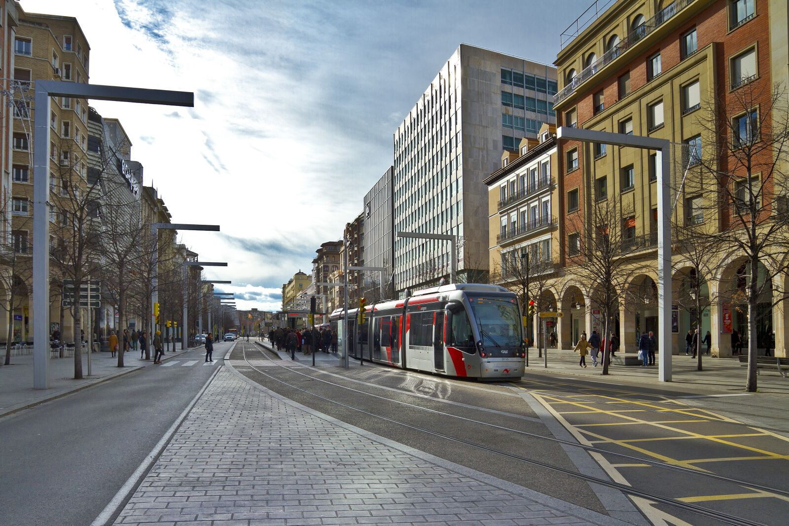 Canon EOS 7D sample photo. Tram, transport, urban photography