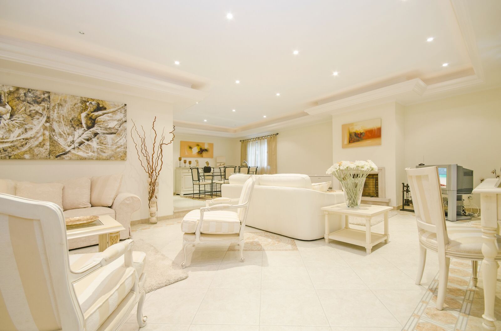Nikon D5100 sample photo. Furniture, room, inside the photography