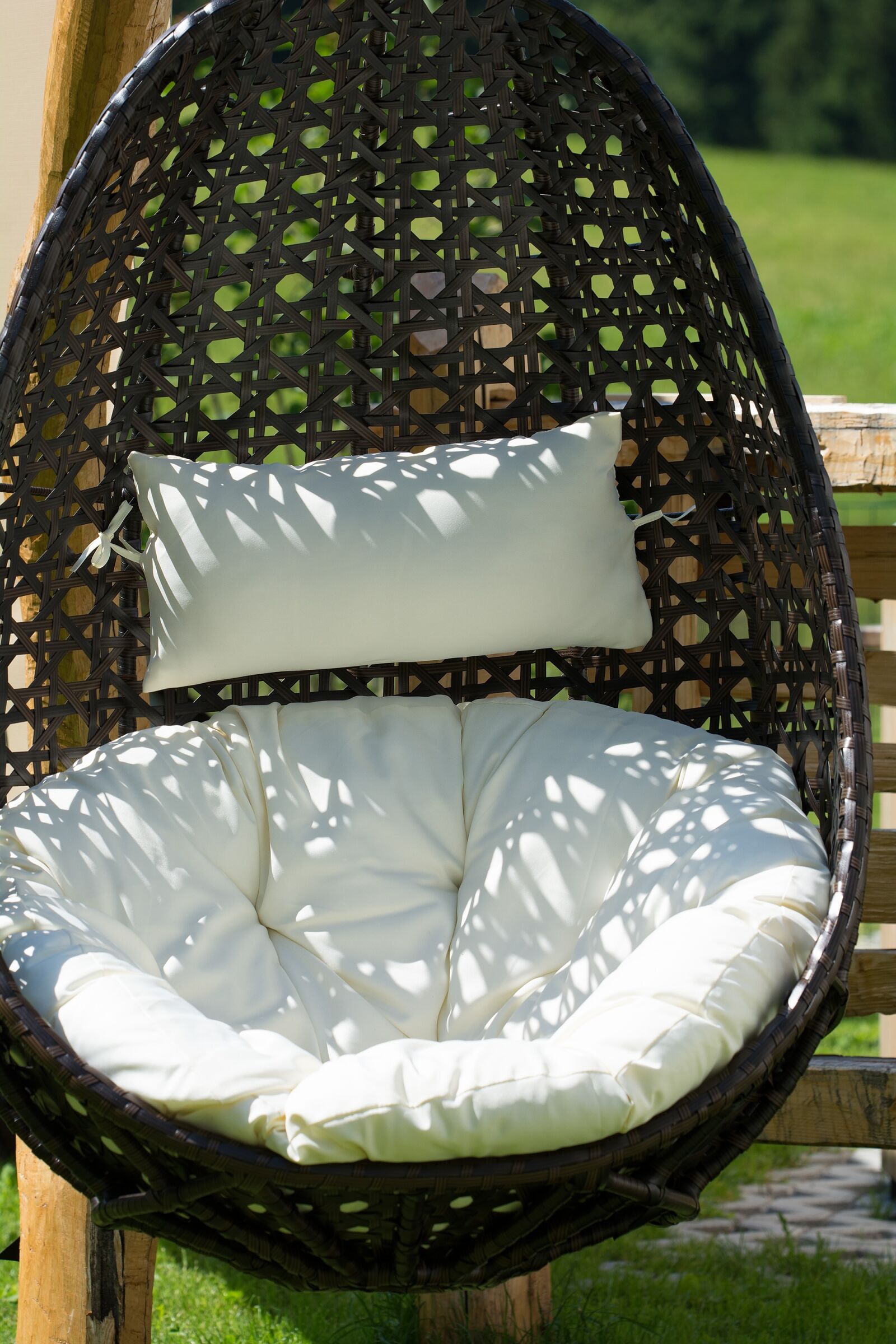 Nikon D7100 sample photo. Hanging chair, sit, relax photography