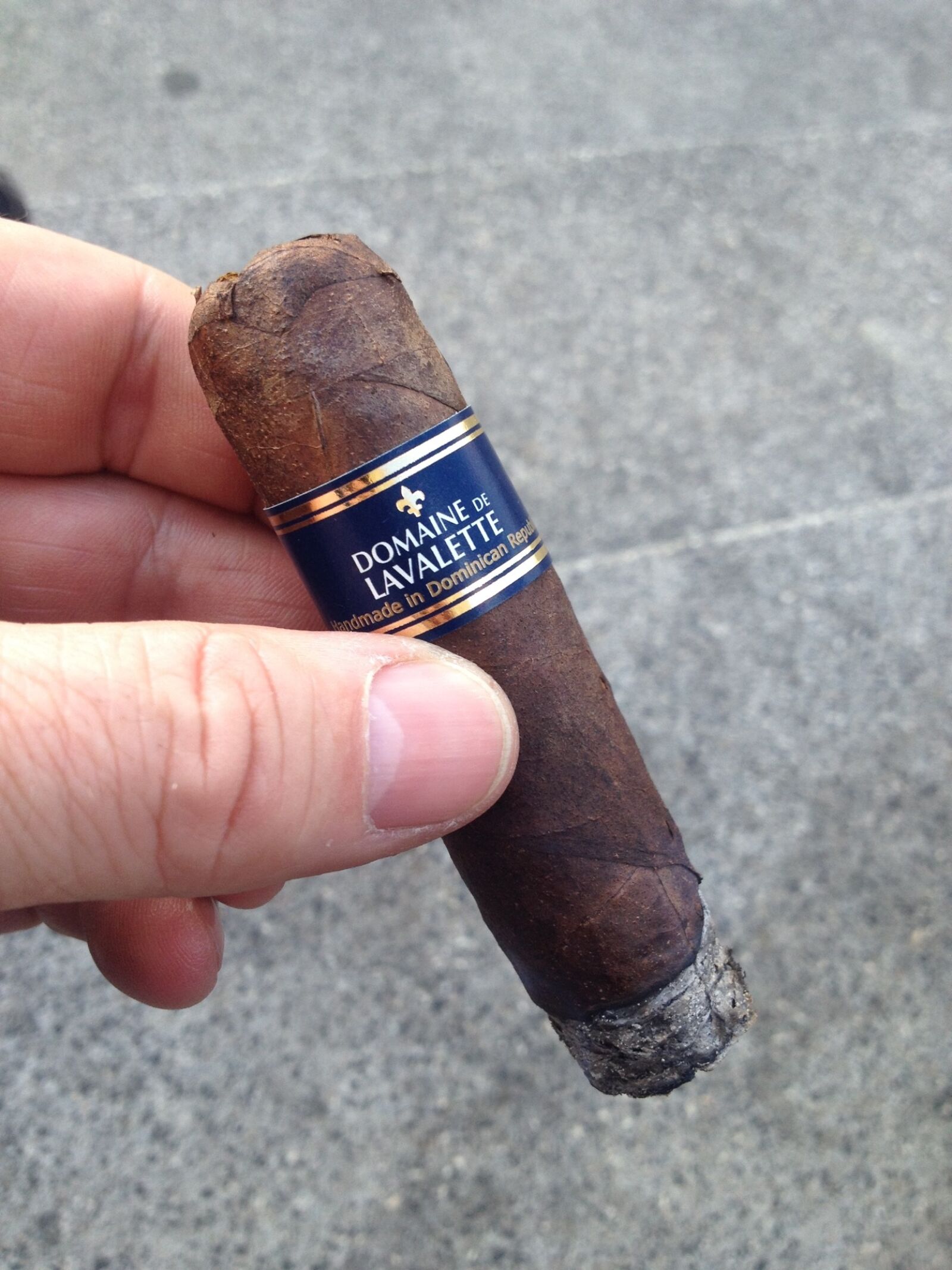 iPhone 4S back camera 4.28mm f/2.4 sample photo. Cigar, smoking, tobacco photography