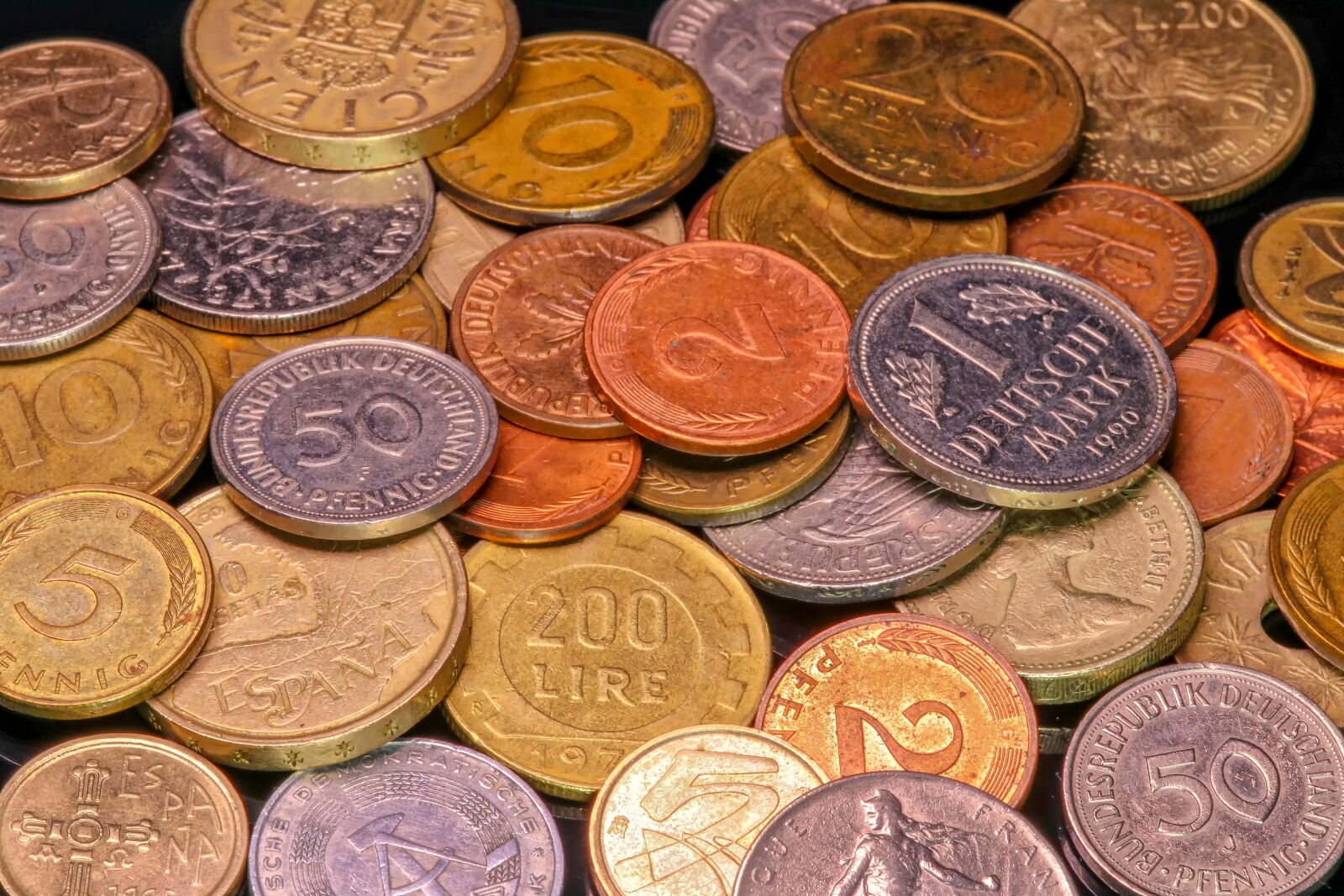 Canon EOS 80D sample photo. Money, coins, currency photography
