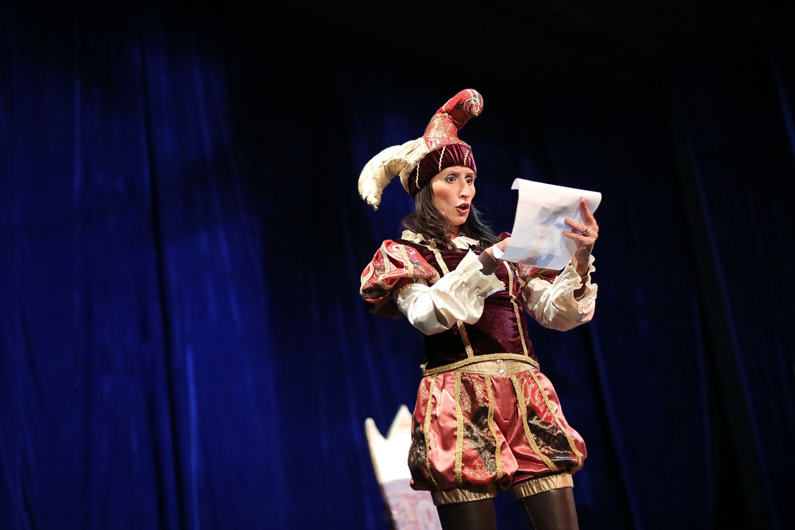 Canon EOS 5D Mark III sample photo. Opera, theater, funny, young photography