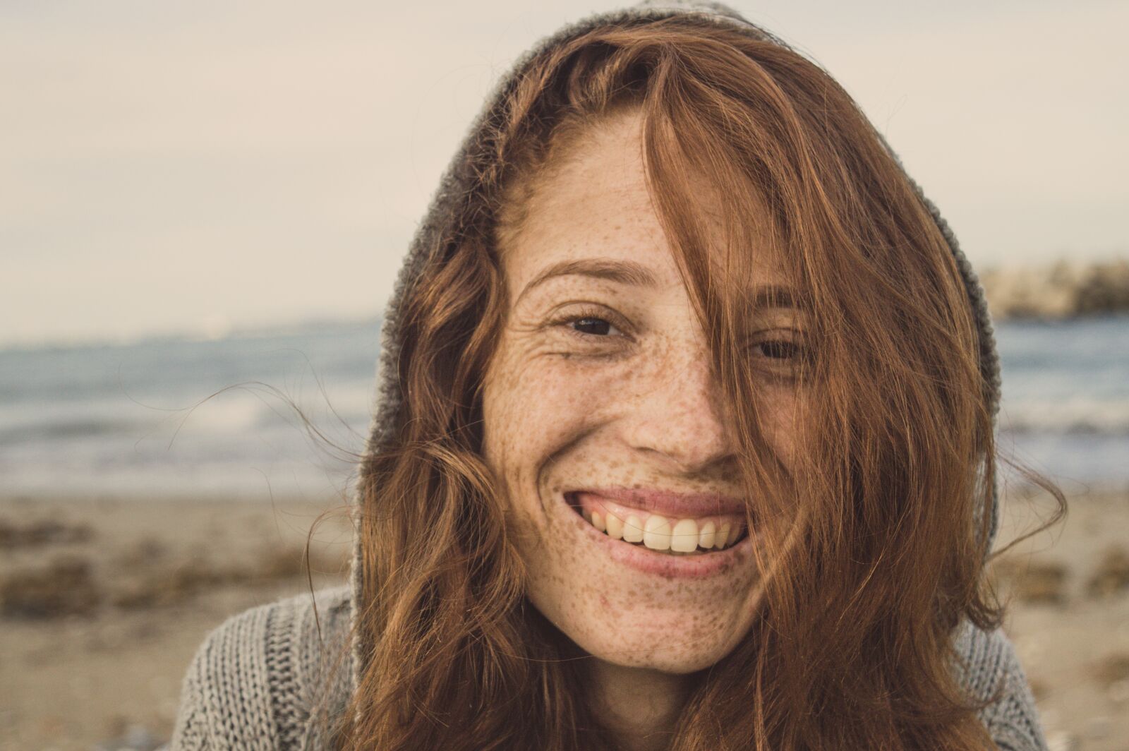Nikon D3200 sample photo. Redheads, model, hair photography