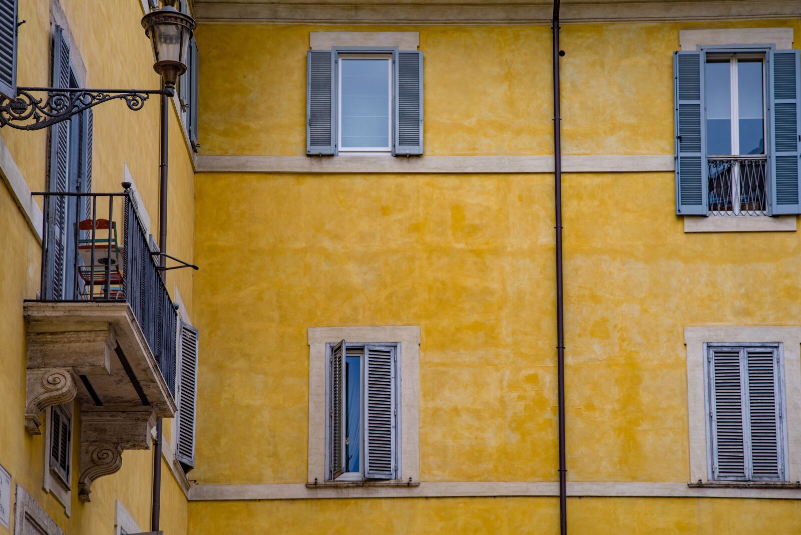 Pentax K-1 Mark II sample photo. Facade, window, balcony photography