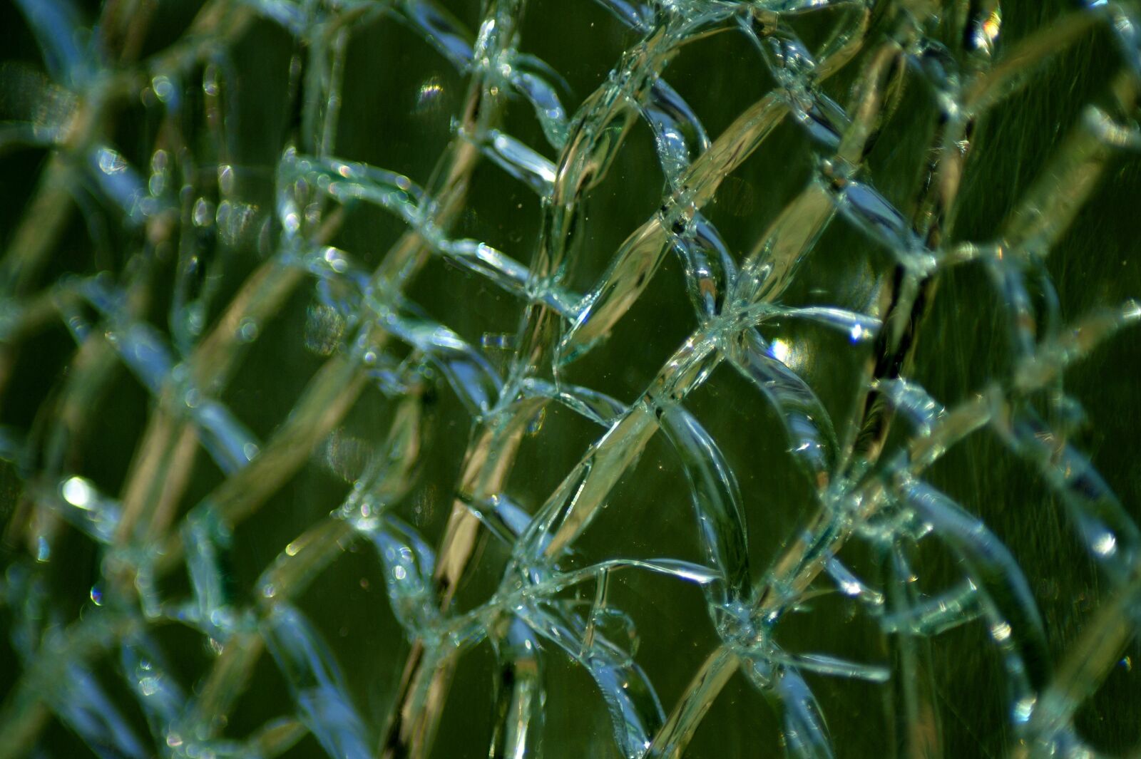 Sony SLT-A58 sample photo. Glass, safety glass, broken photography
