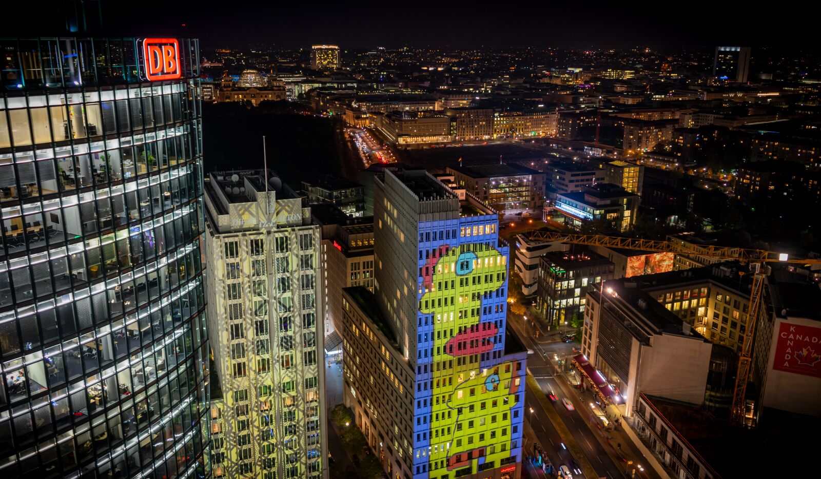 Sony a7 II + Sony FE 28-70mm F3.5-5.6 OSS sample photo. Berlin, night photograph, long photography