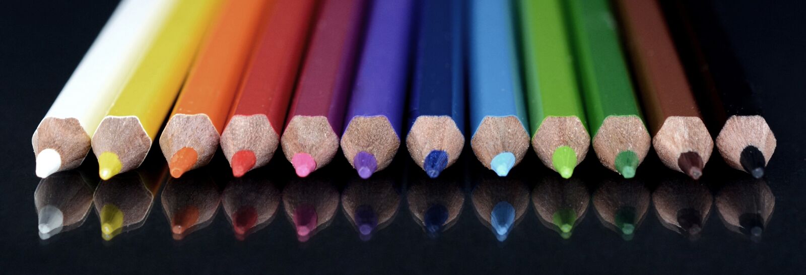 Nikon D7100 sample photo. Colour pencils, paint, colored photography