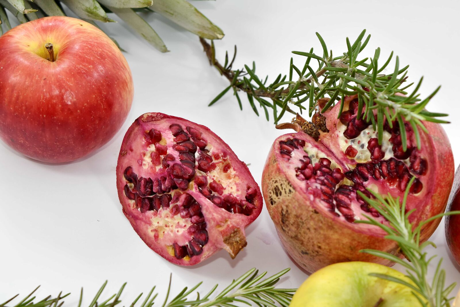 Nikon D5500 sample photo. Apples, pomegranate, rosemary, food photography
