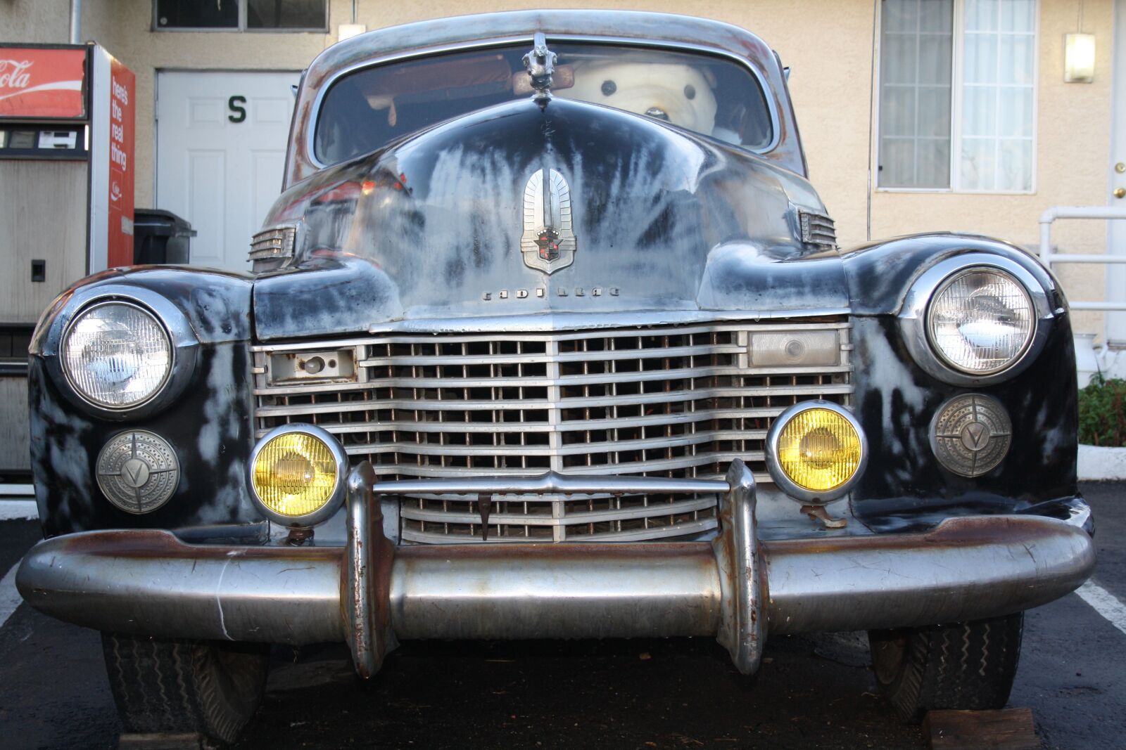 Canon EOS 1000D (EOS Digital Rebel XS / EOS Kiss F) sample photo. Barstow, california, route 66 photography