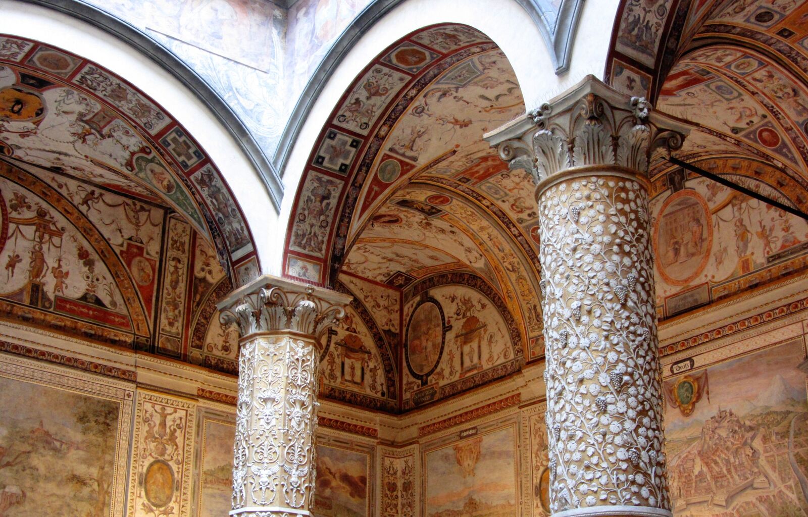 Canon PowerShot SX220 HS sample photo. Column, italy, revival photography