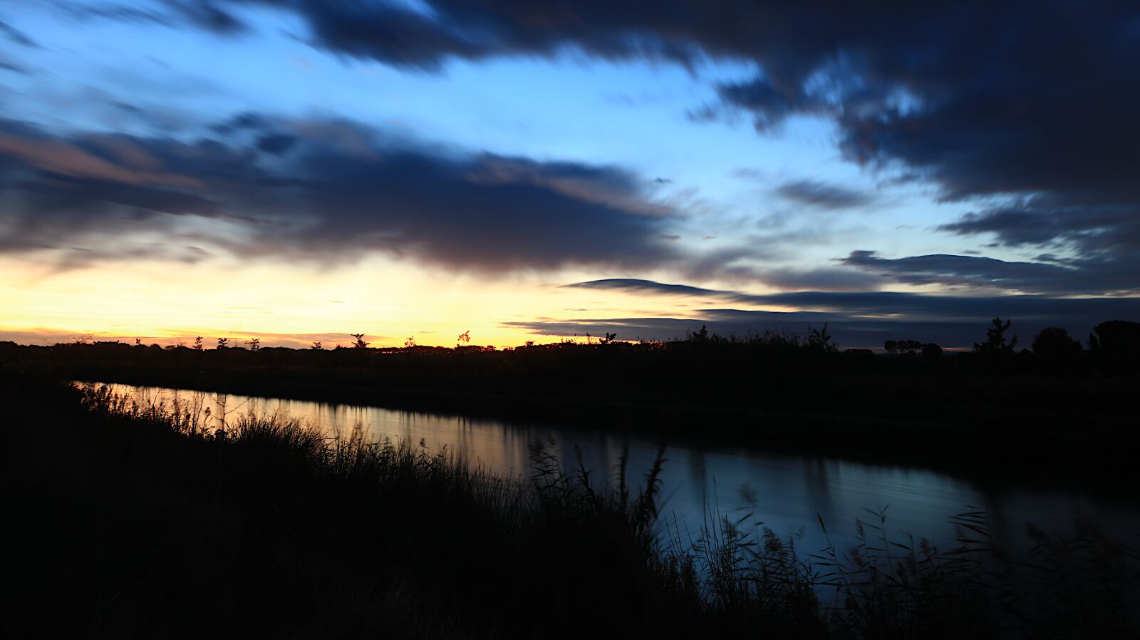 Canon PowerShot G1 X Mark III sample photo. Sunrise, clouds, morning photography