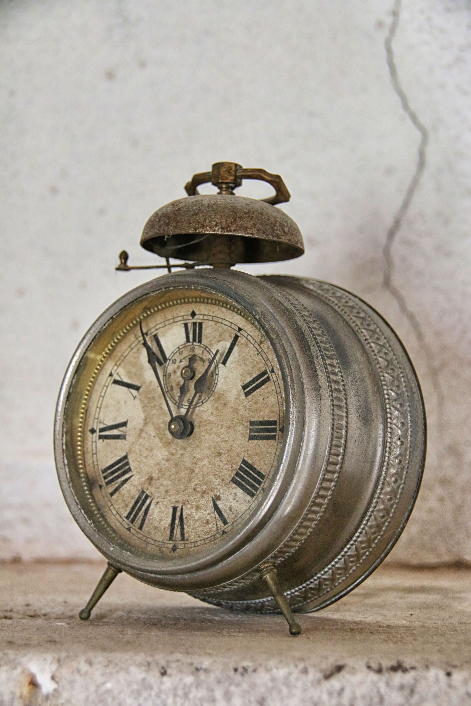 Canon EOS 70D sample photo. Clock, vintage, alarm photography