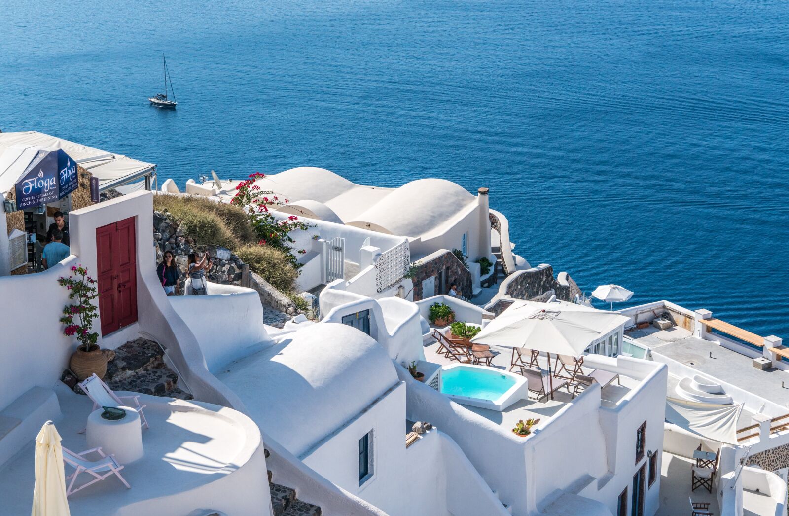 Sony a7R II + Sony FE 24-240mm F3.5-6.3 OSS sample photo. Santorini, oia, greece photography