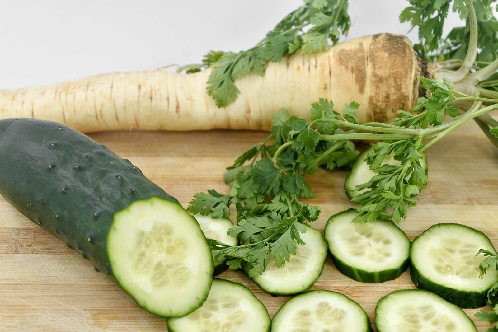 Nikon D5500 sample photo. Cucumber, diet, food, garnish photography