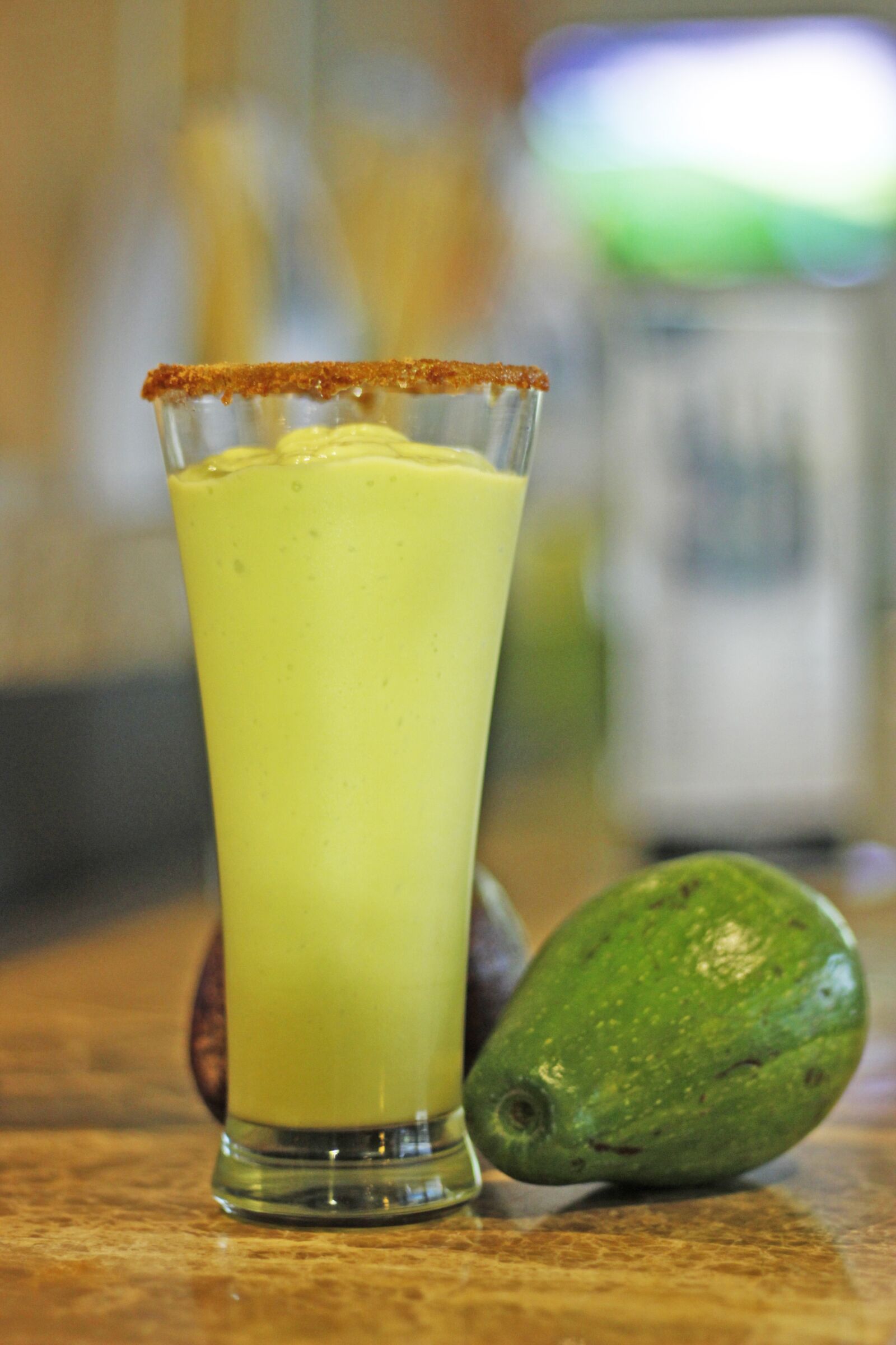 Canon EOS 600D (Rebel EOS T3i / EOS Kiss X5) + Canon EF 50mm F1.8 STM sample photo. Green, juice, drink photography