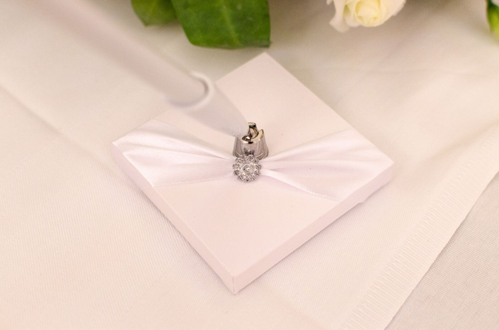 Nikon D5100 + Nikon AF-S DX Nikkor 35mm F1.8G sample photo. Arrangement, background, beautiful, beauty photography