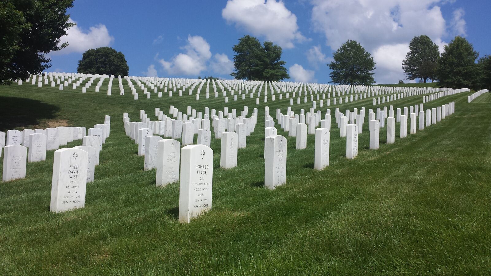 Samsung Galaxy S4 sample photo. Grave, memorial, veteran photography