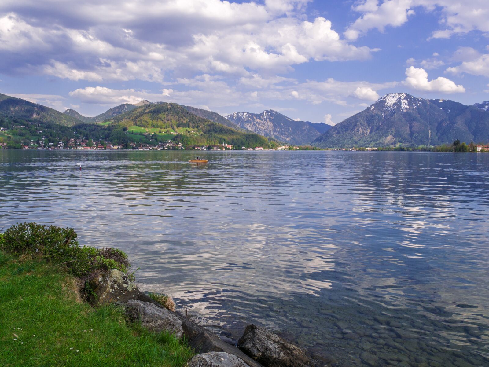 Panasonic DMC-G81 sample photo. Lake, sky, mountains photography