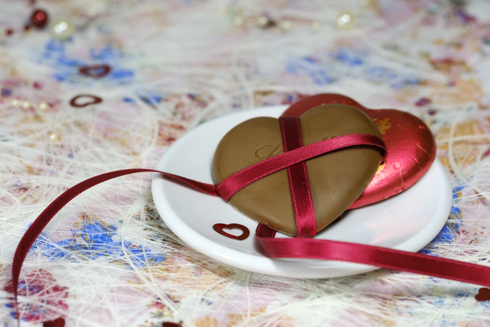 Fujifilm X-T2 + Fujifilm XF 80mm F2.8 R LM OIS WR Macro sample photo. Heart, chocolate, love photography