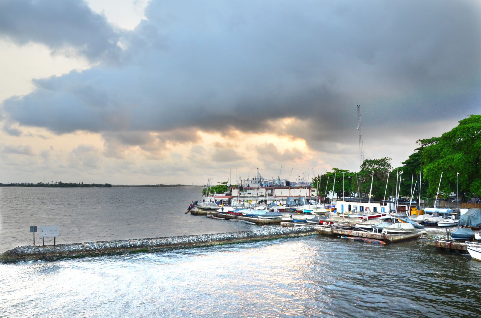 Nikon D5100 sample photo. Bay, dock, harbor photography