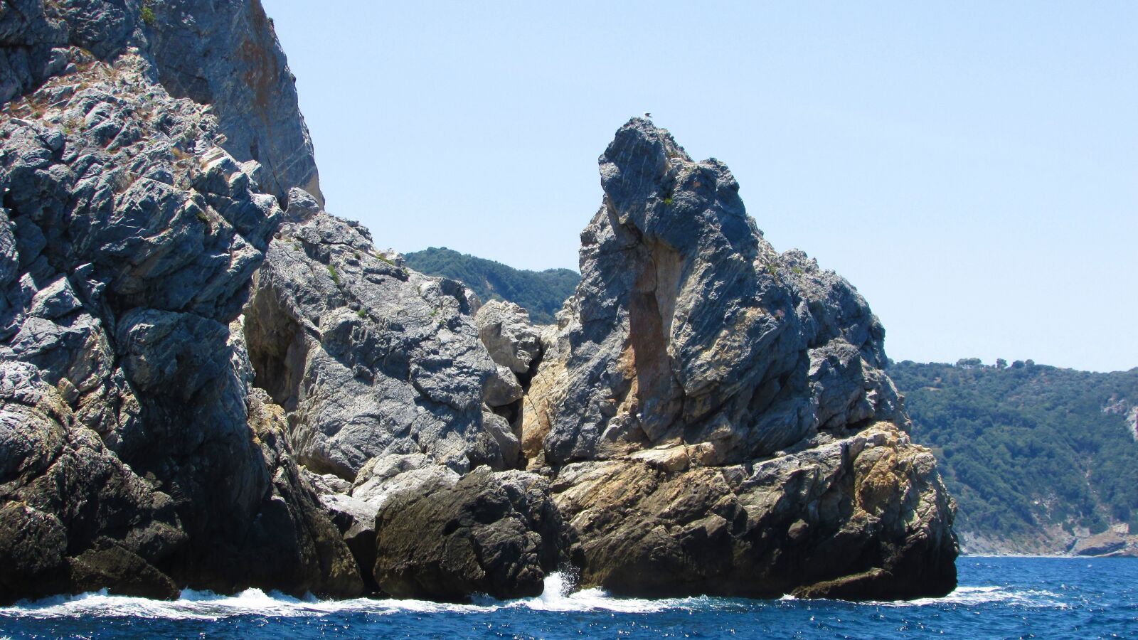 Canon PowerShot SX400 IS sample photo. Greece, skiathos, rock photography
