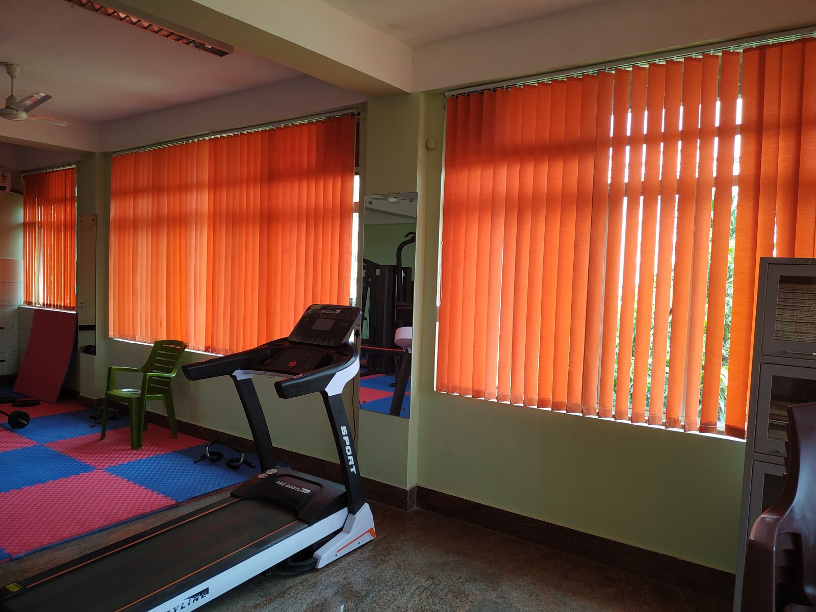 Xiaomi Redmi Note 6 Pro sample photo. Gym, room, decoration photography
