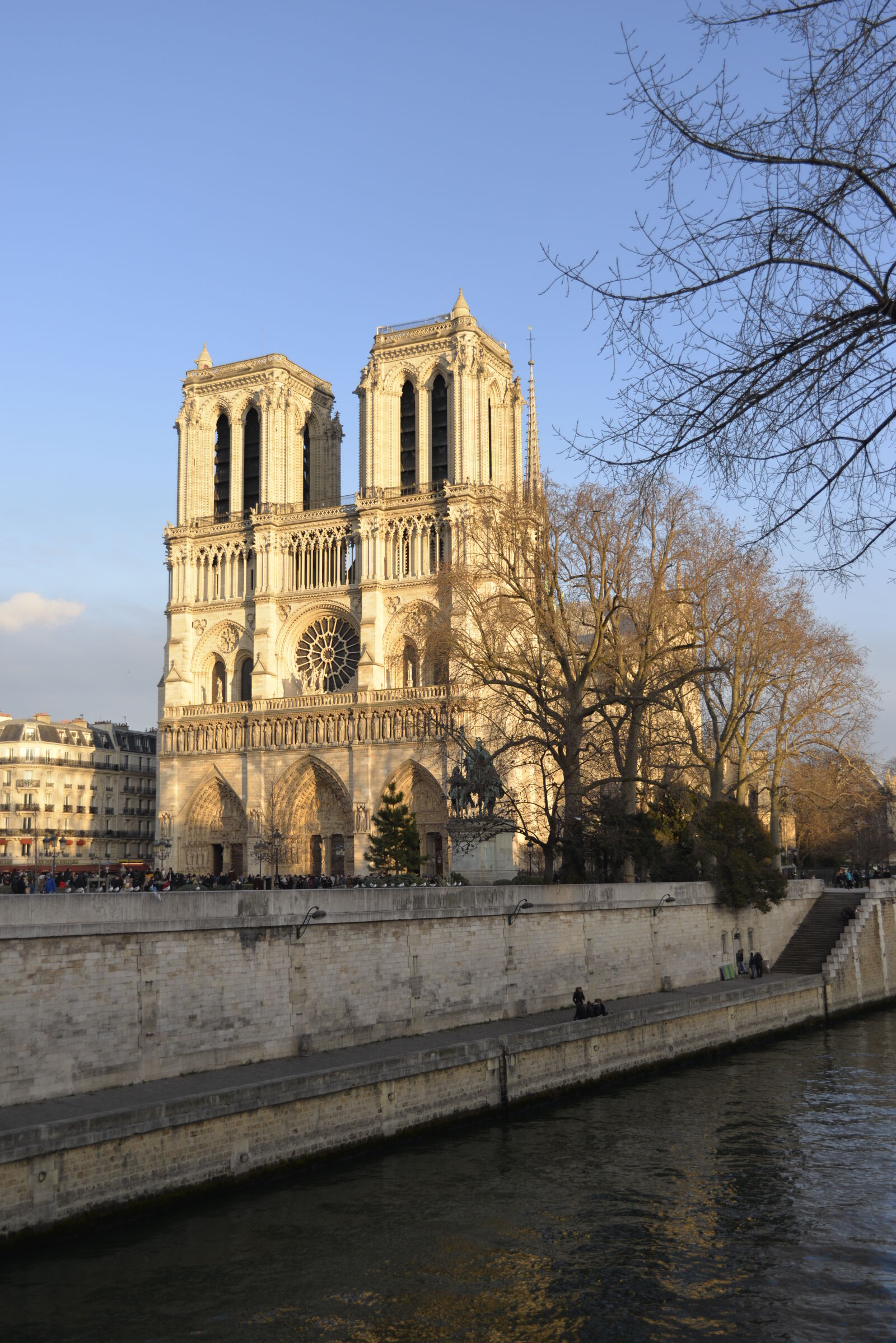 Sigma 24-70mm F2.8 EX DG HSM sample photo. Church, city, france, paris photography