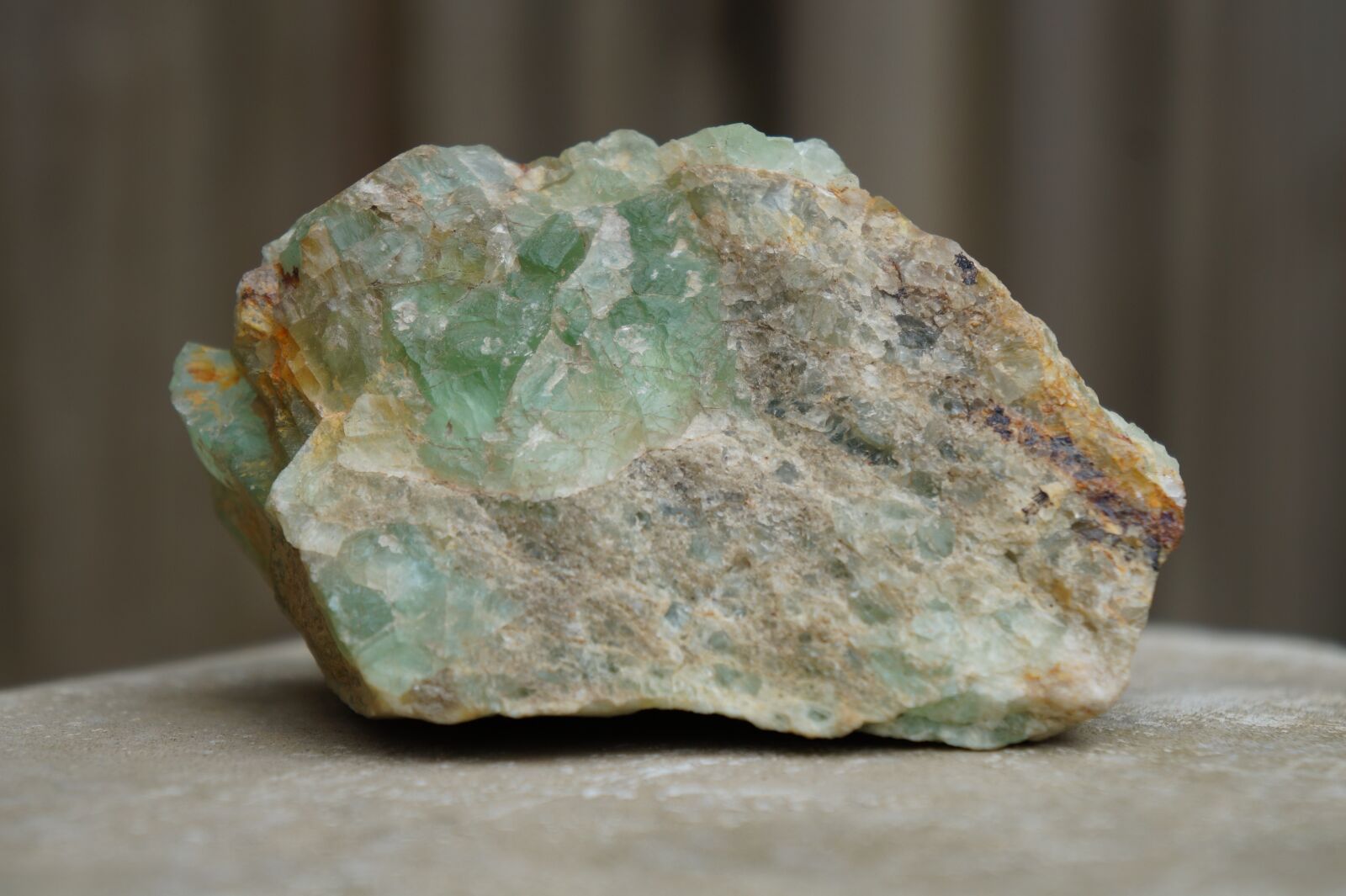 Sony Alpha a3000 + Sony E 18-55mm F3.5-5.6 OSS sample photo. Stone, rock, gem photography