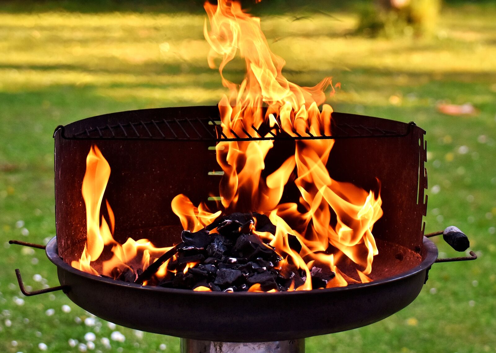 Nikon D7200 sample photo. Fire, flame, carbon photography