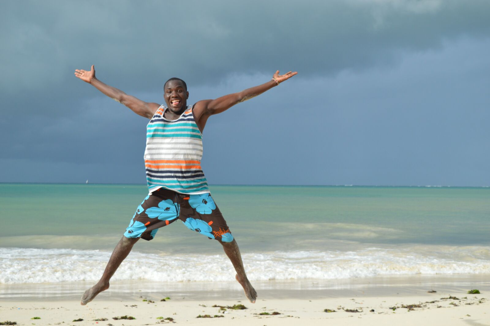 Nikon D3200 sample photo. Beach, kenya, coast photography