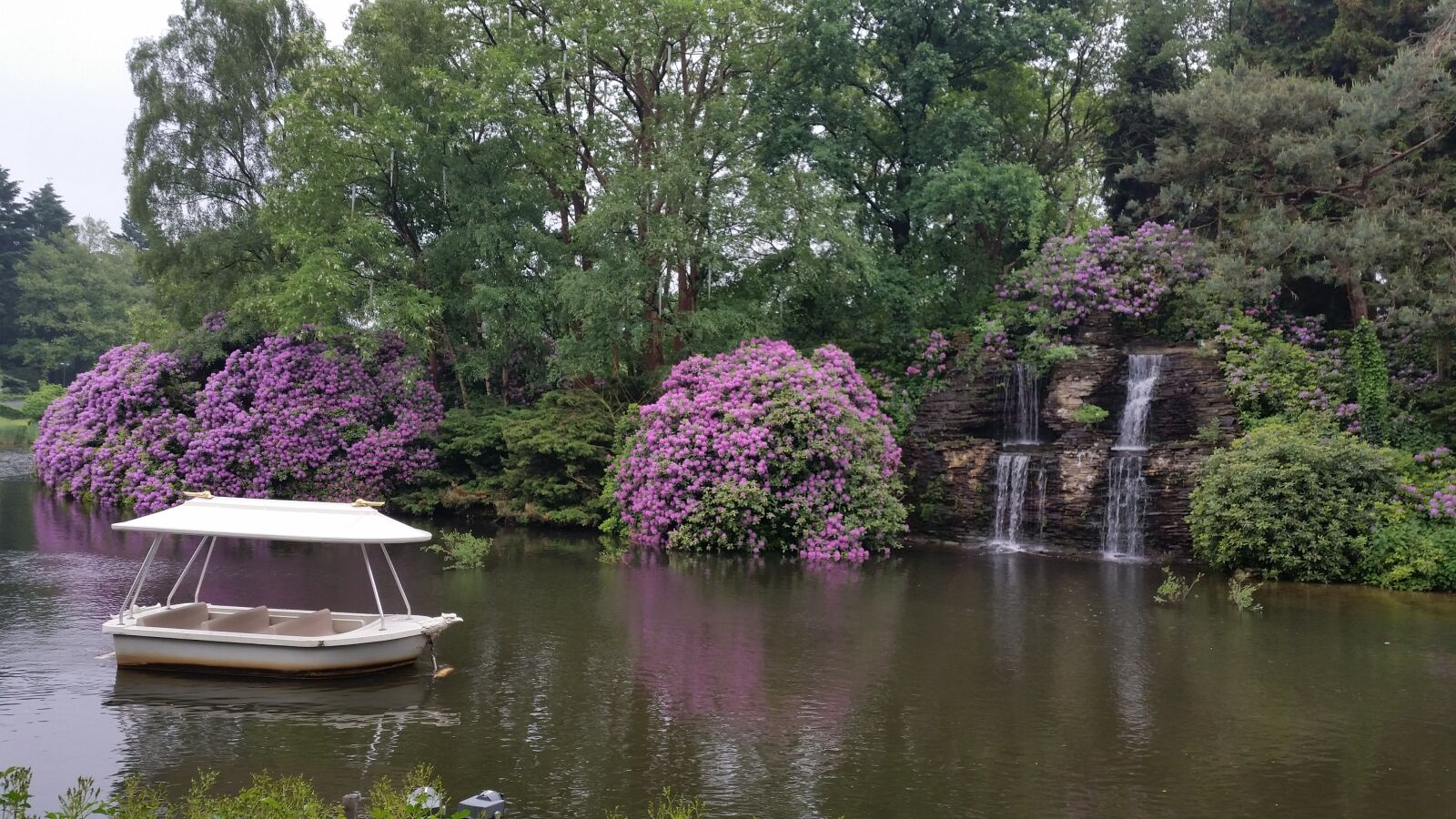 Samsung Galaxy S5 sample photo. Park, nature, river photography