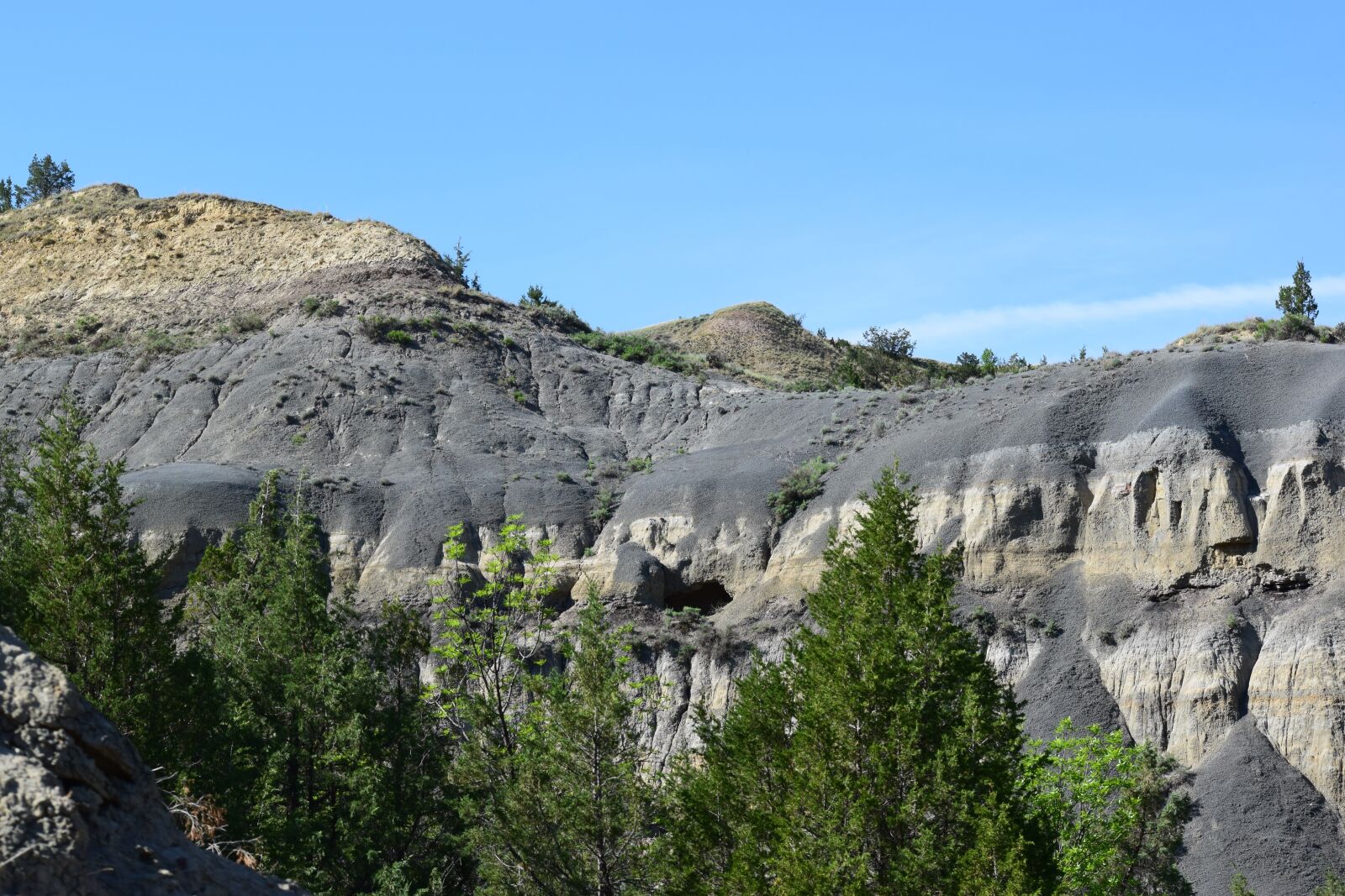 Nikon D3300 sample photo. Bentonite clay, detox, badlands photography
