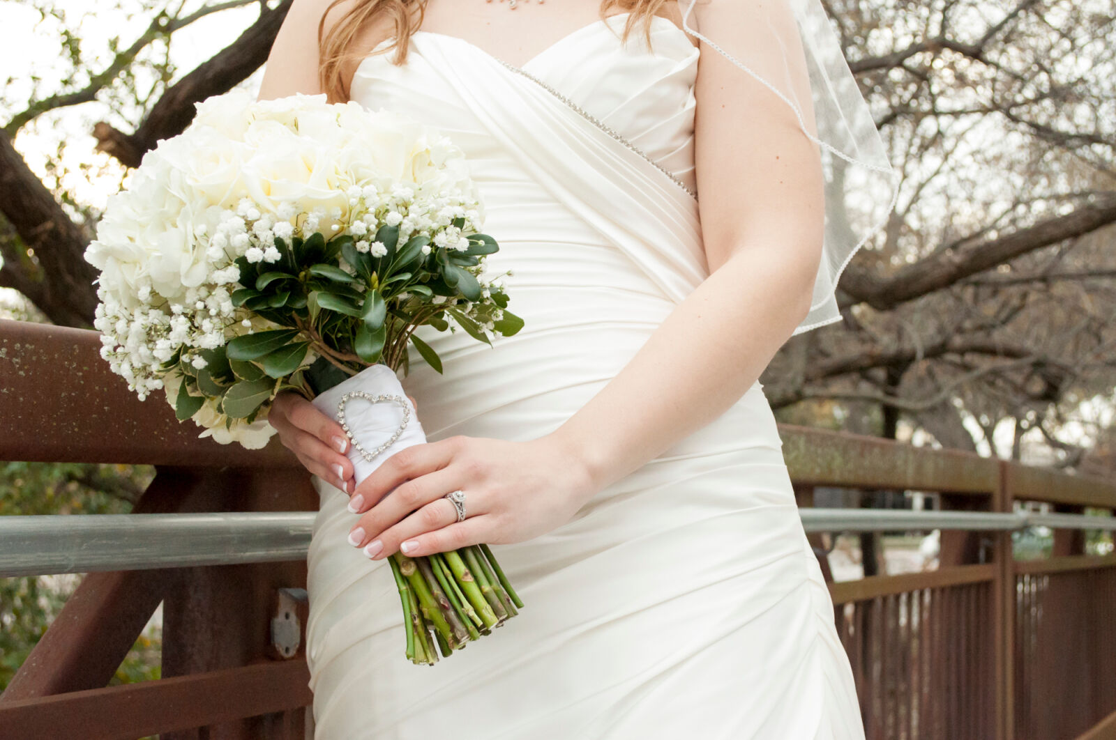 Nikon D90 sample photo. Bridge, bouquet, bridal, bride photography