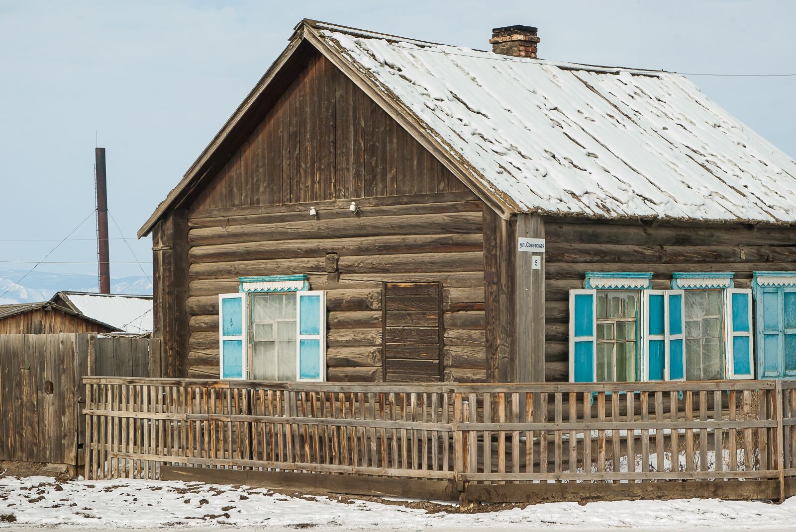 Pentax K10D sample photo. Siberia, lake baikal, wooden photography