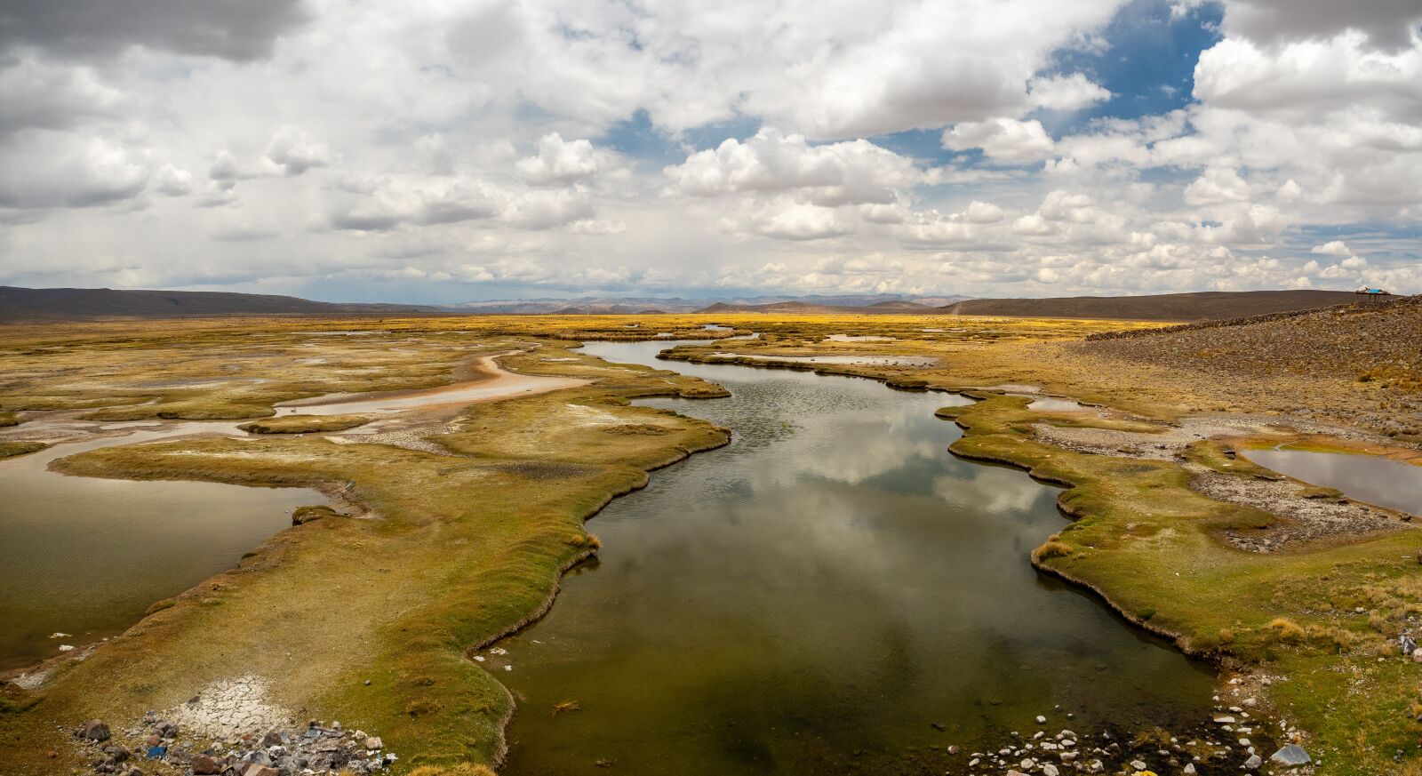 Olympus OM-D E-M5 II sample photo. The andes, peru, mountains photography