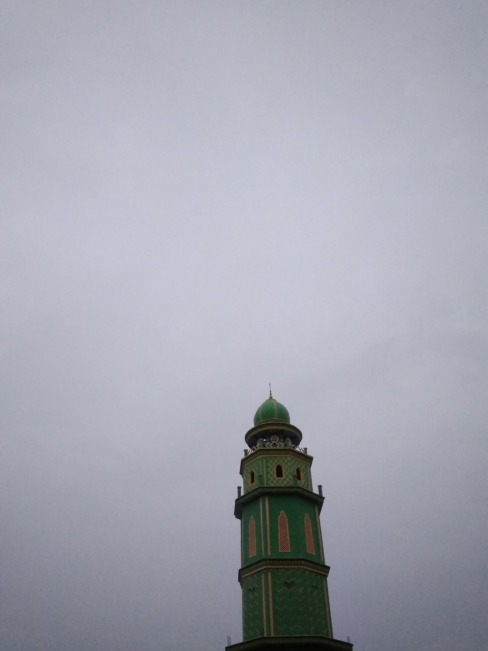 Xiaomi Redmi 4A sample photo. Minarets, overcast, muslims photography
